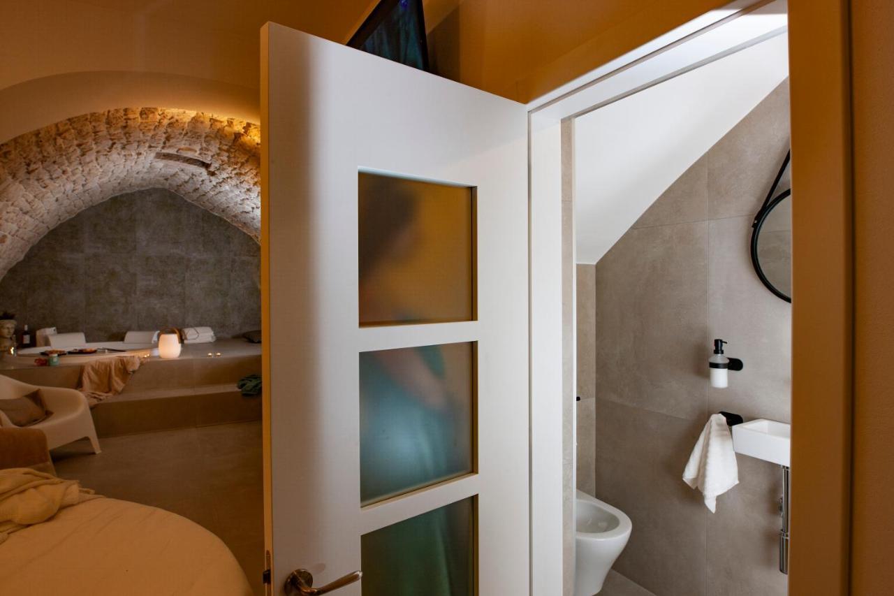 Je T'Aime Luxury Suite And Relax Конверсано Екстериор снимка